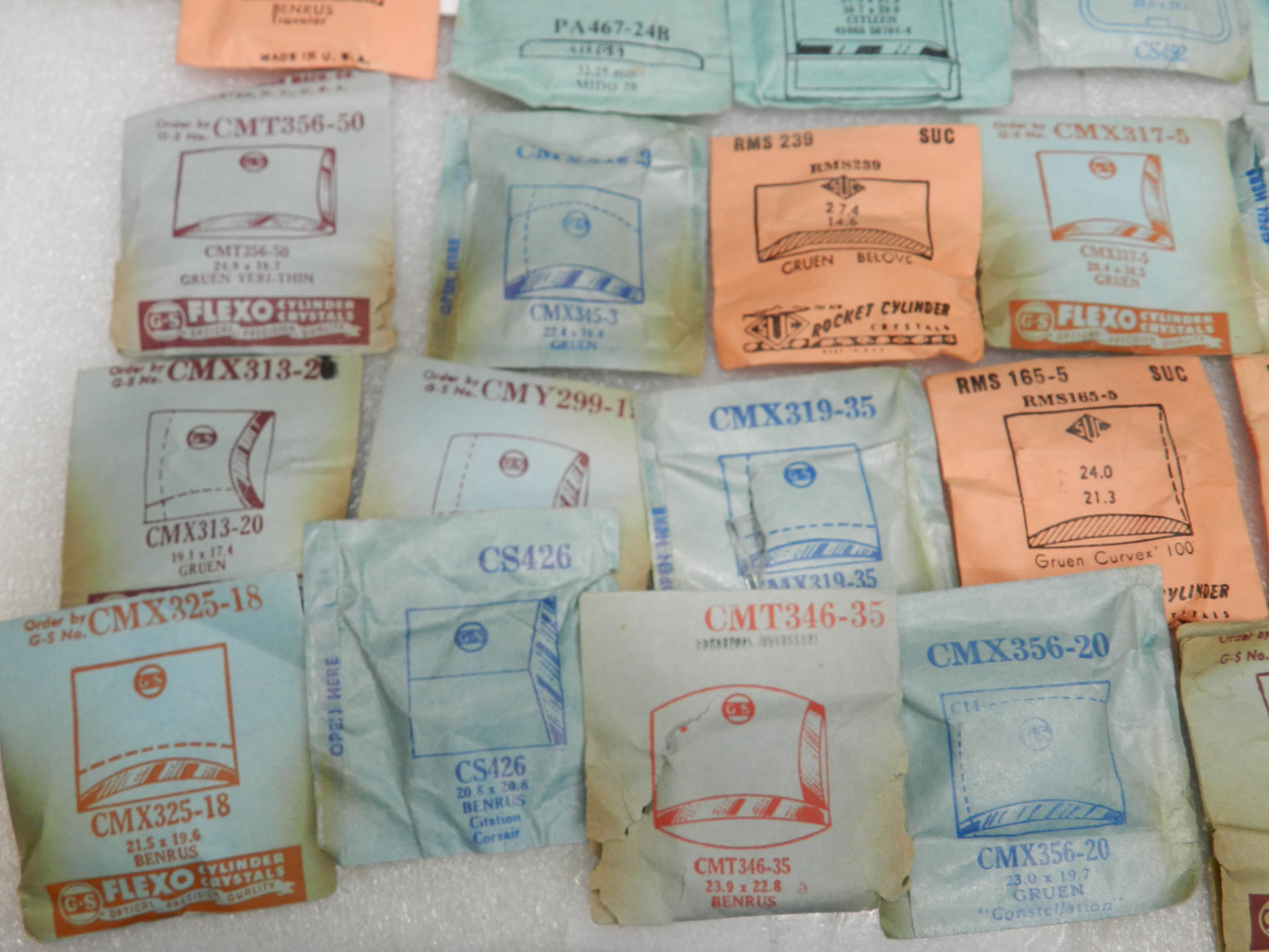 110 Vintage New Old Stock Watchmakers Mens Gruen Crystal Watch Face Lot(O42J) - Thumbnail 3