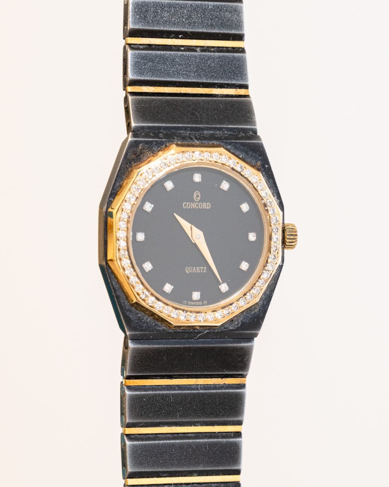 Vintage Womans Concord Mariner SG Quartz Diamond Watch Collectible Timepiece - Thumbnail 3