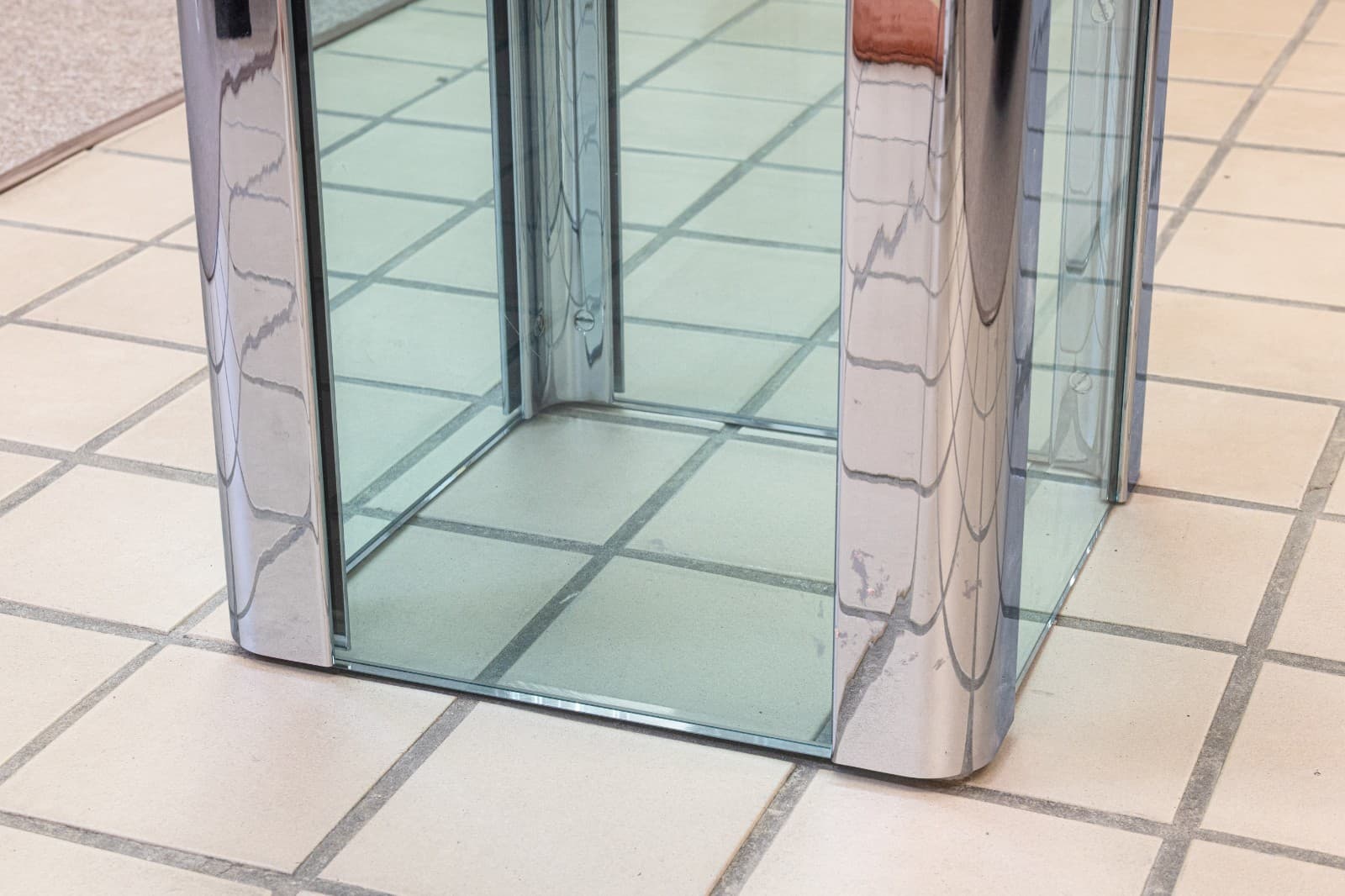 Vintage Leon Rosen for Pace Chrome and Rounded Square Glass Dinette Dining Table - Thumbnail 7