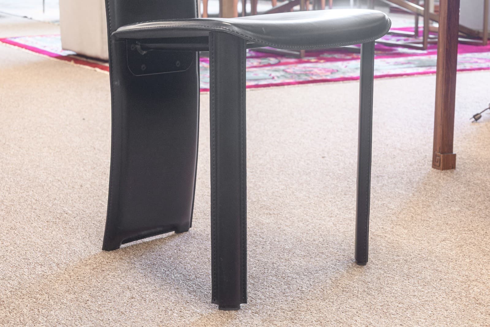 Vintage Set of 4 Pietro Costantini Tripod Black Italian Leather Dining Chairs - Thumbnail 10