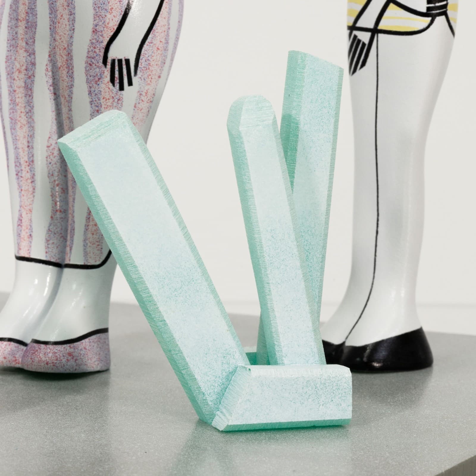 Guglielmo Gusella - A Gallery Opening, c. 1980s Mixed-Media Table Sculpture - Thumbnail 8