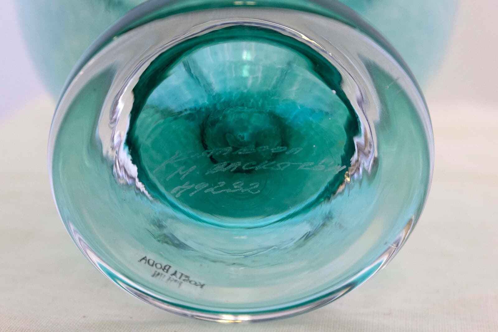 Monica Backstrom for Kosta Boda Serpent Signed Crystal Glass Vase Sweden 49232 - Thumbnail 8