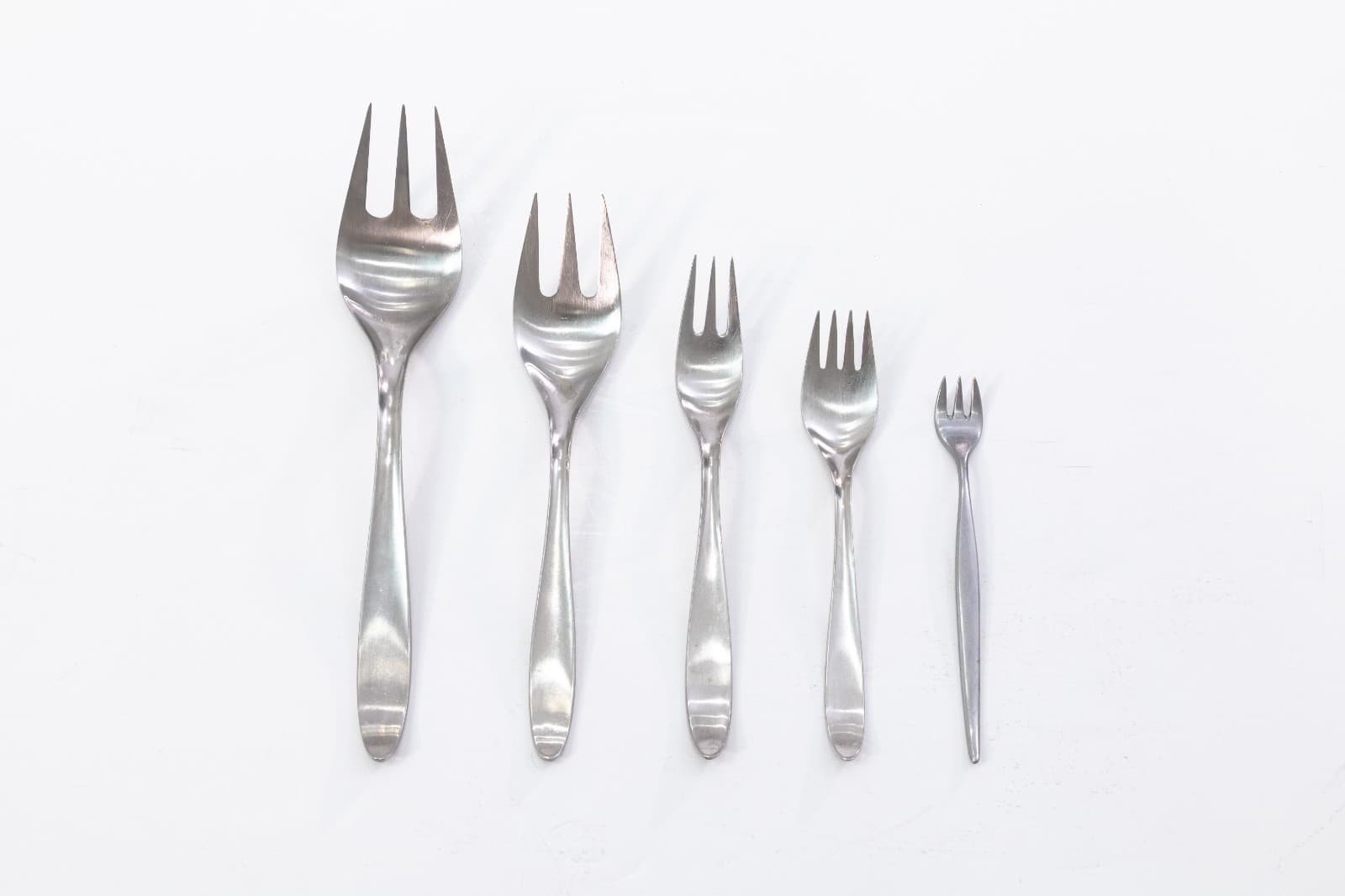 108 Piece C. Hugo Pott Rostfrei Solingen German Service for 12 Flatware Set - Thumbnail 3