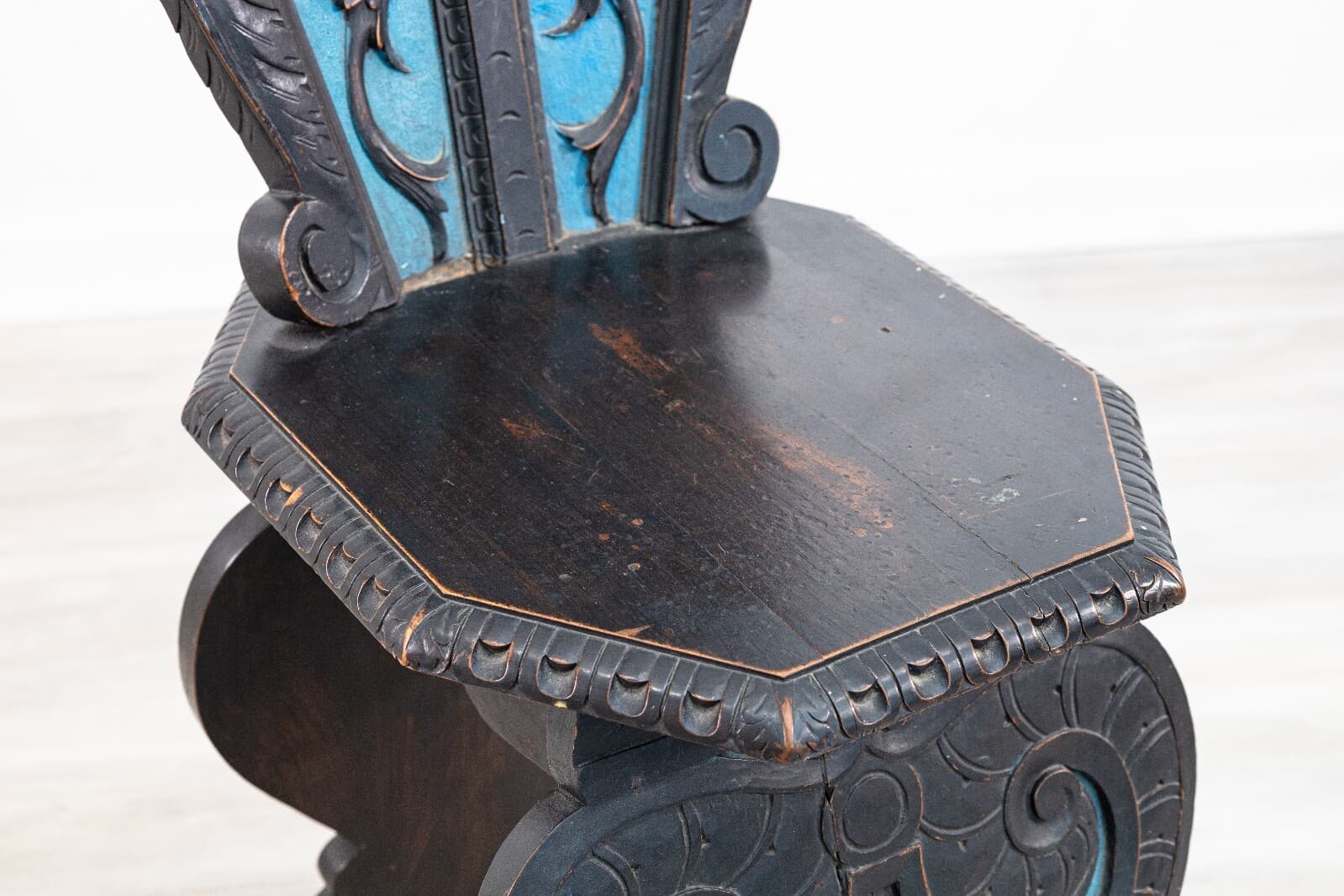Vintage Hand Painted Italian Renaissance Revival Carved Wood Side Accent Chair - Thumbnail 9