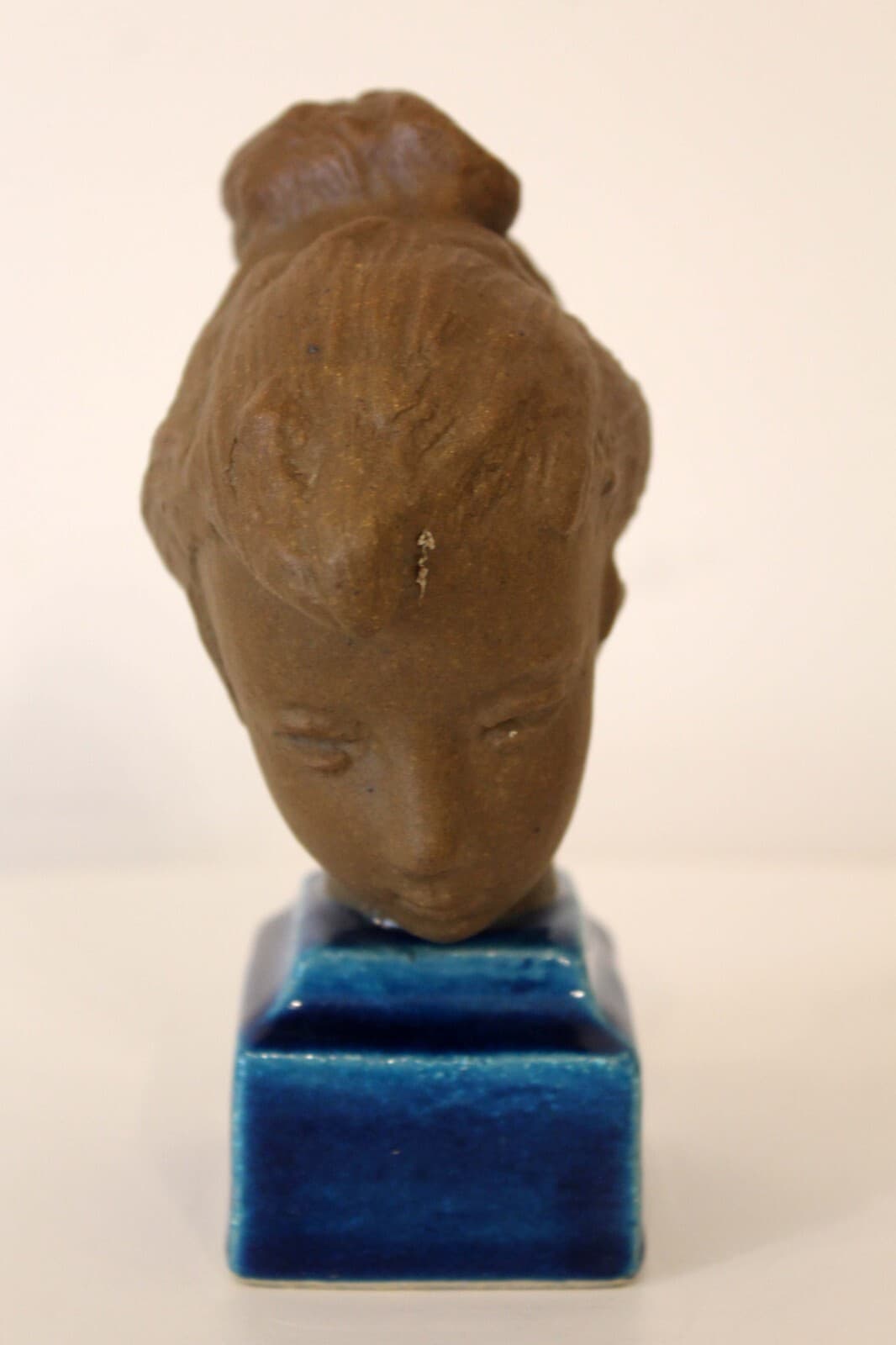 Johannes Hedegaard Royal Copenhagen Denmark Set of 4 Rare Ceramic Busts 1960s - Thumbnail 6