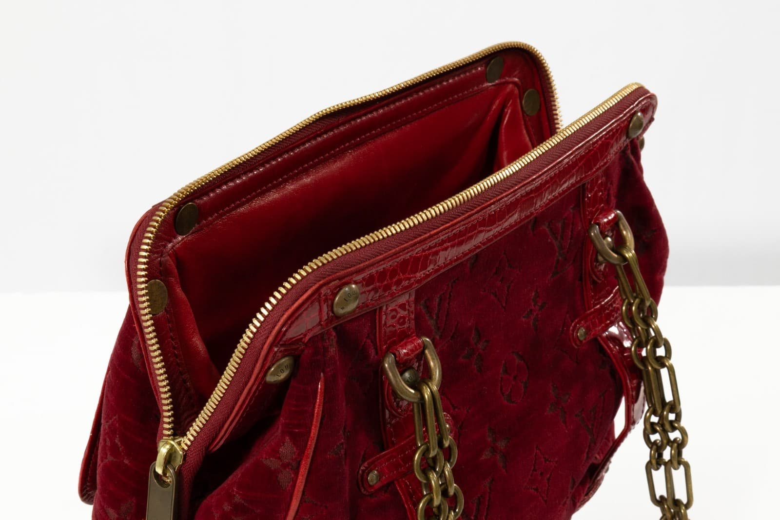 Selma Blair, Louis Vuitton Gracie MM Bag Red Monogram + Selma Autographed - Thumbnail 5