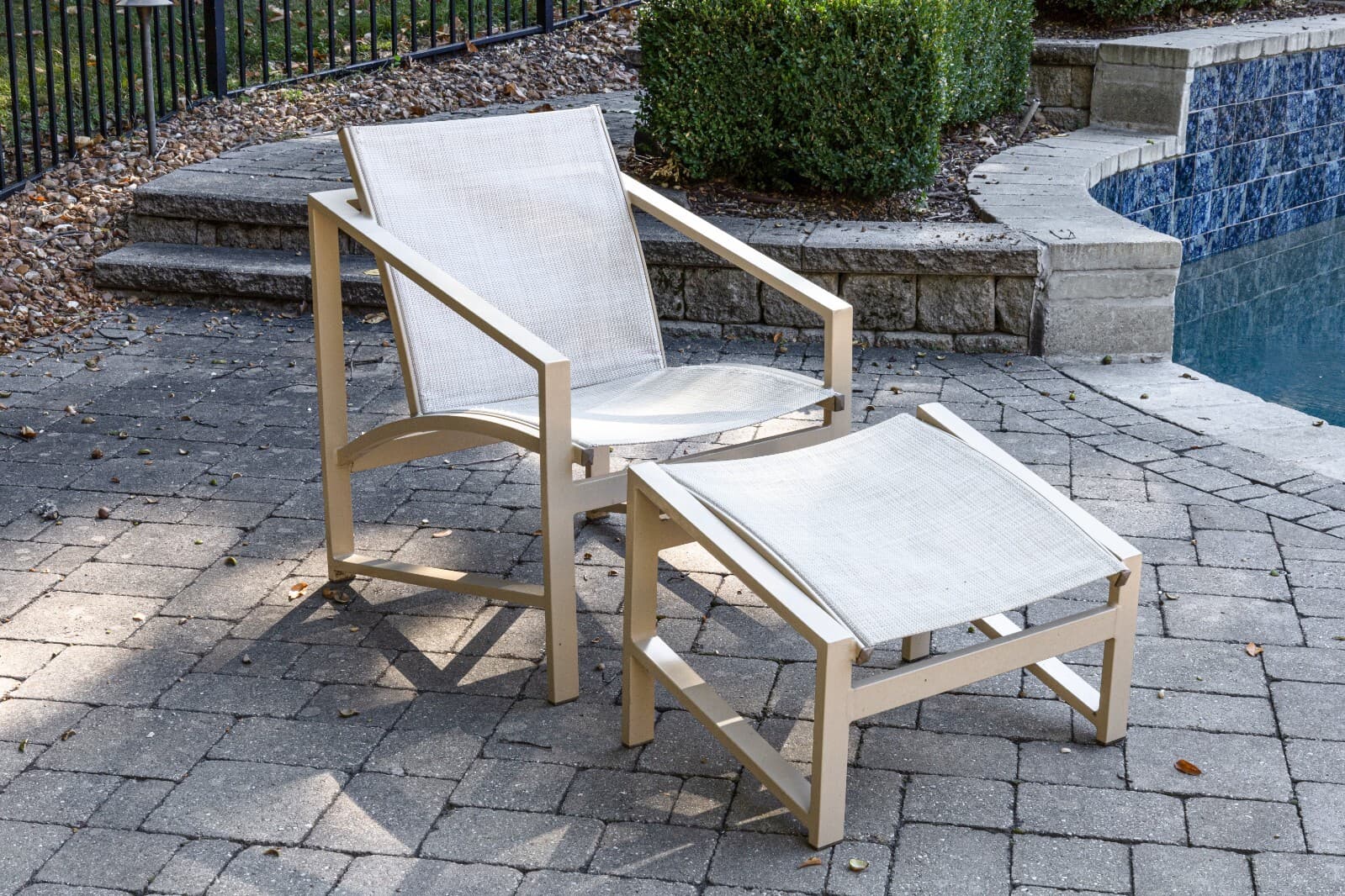 Set of 4 Pavilion Aventura Patio Armchairs with Pair of Ottomans and Side Tables - Thumbnail 7