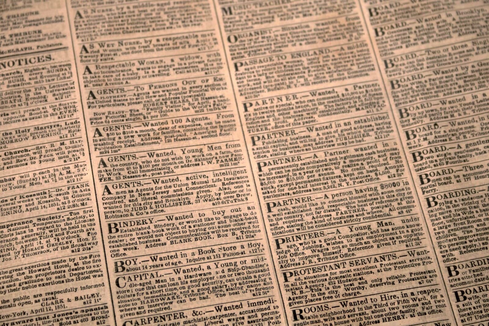 Antique Set of 3 New York Daily Tribune Historical Original Newspapers 1851 - Thumbnail 7