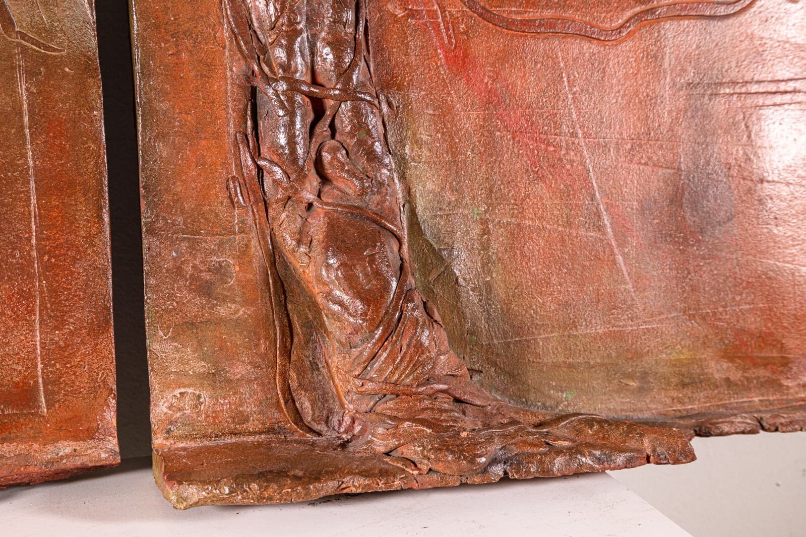 Sergio de Giusti Signed Modernist Biblical Painted Ceramic Diptych Sculpture - Thumbnail 5