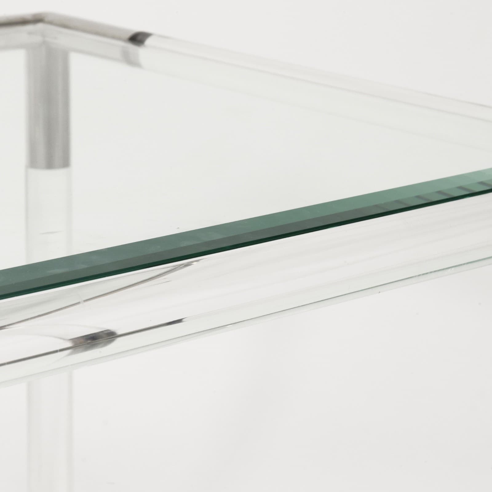 Small Mid Century Modern Cube Lucite And Tempered Glass End Table - Thumbnail 4
