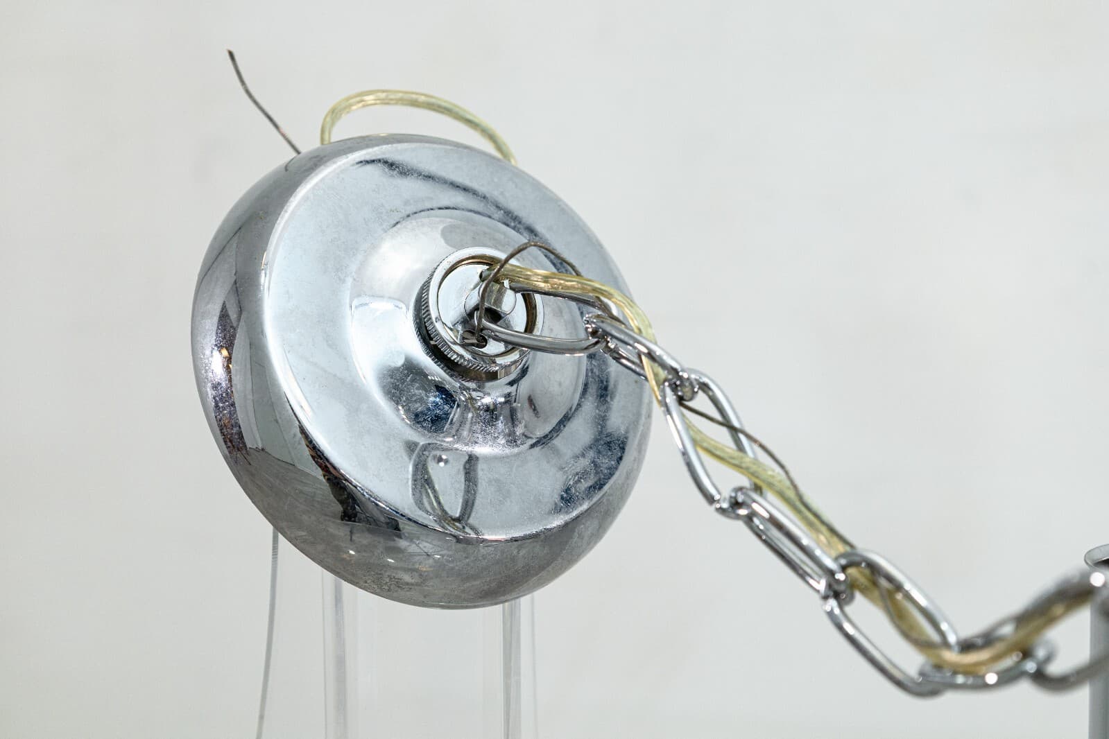 Sciolari Style Vintage Chrome and Lucite Chained Chandelier Light Fixture - Thumbnail 7