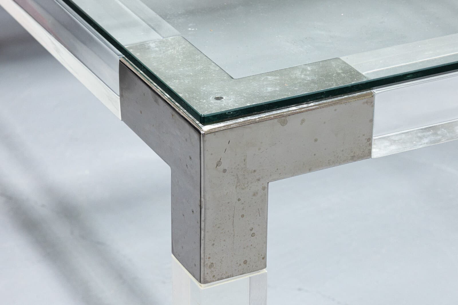 Design Institute America Glass Lucite and Chrome Modern Cocktail Coffee Table - Thumbnail 6