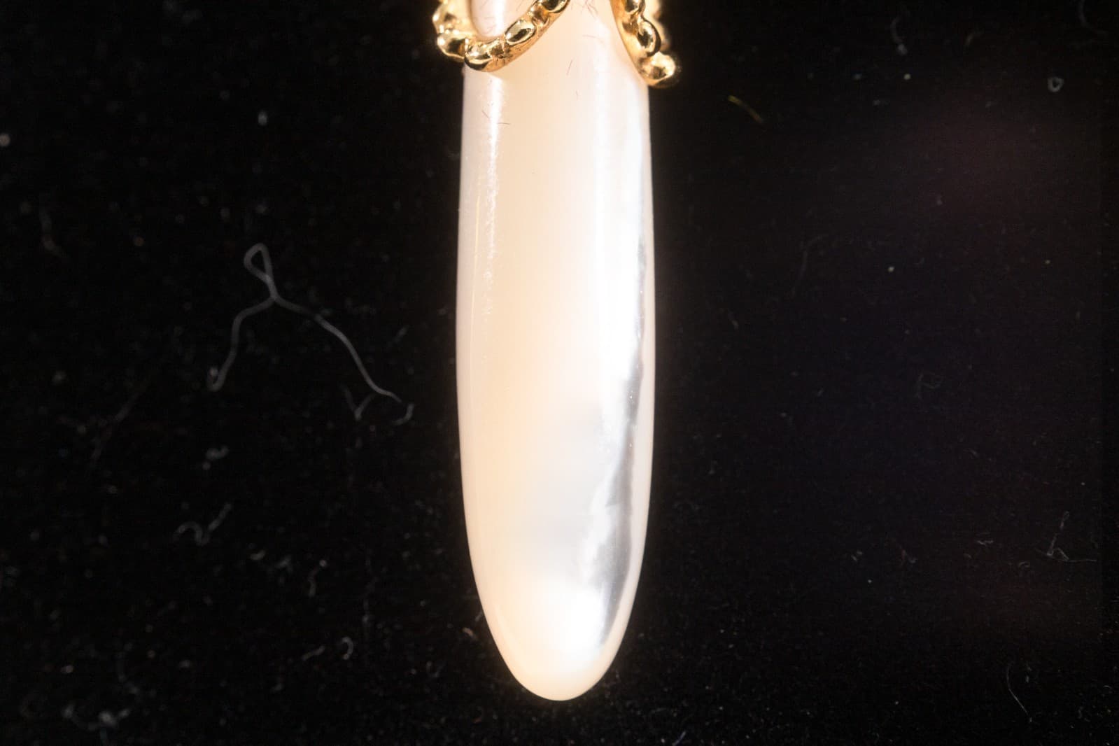 Pair of Vintage Erte Tear Drop Pearl & 14K Gold Earrings Signed Numbered 15/300 - Thumbnail 4