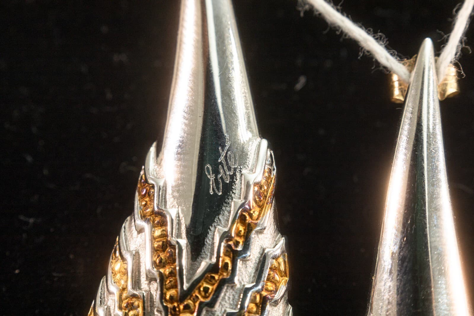 Pair of Vintage 1980s Erte Silver and 14K Yellow Gold Two Toned Feather Earrings - Thumbnail 2