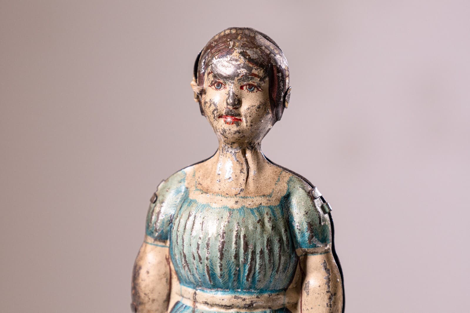 Heinrich Fisher & Co Woman in Apron Antique Windup Tin Toy Collectables 1920s - Thumbnail 5