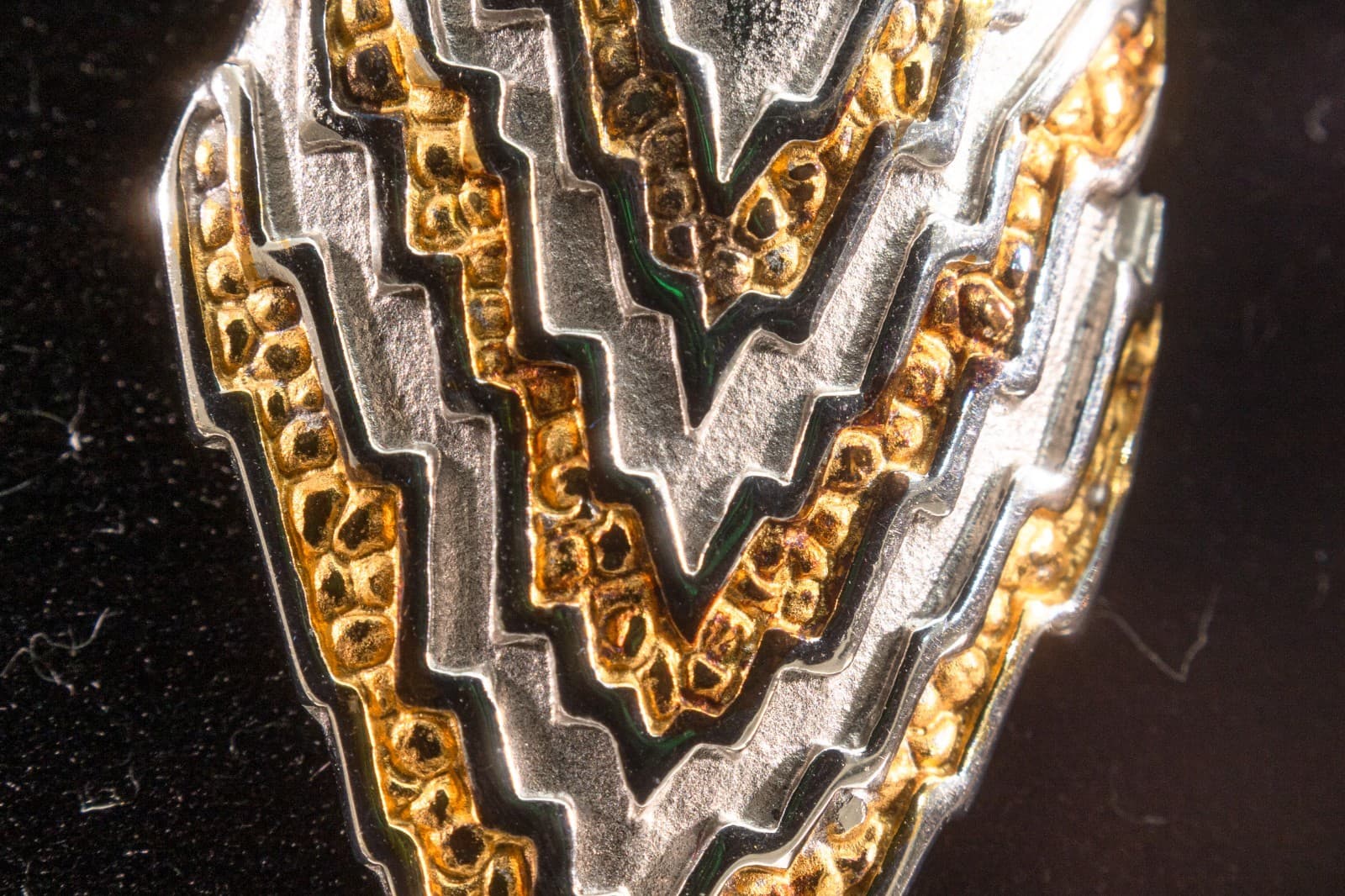 Pair of Vintage 1980s Erte Silver and 14K Yellow Gold Two Toned Feather Earrings - Thumbnail 4