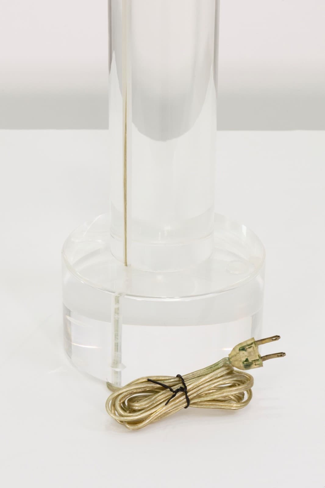Chunky Lucite Tubular Column Table Lamp By Design Classics - Thumbnail 5