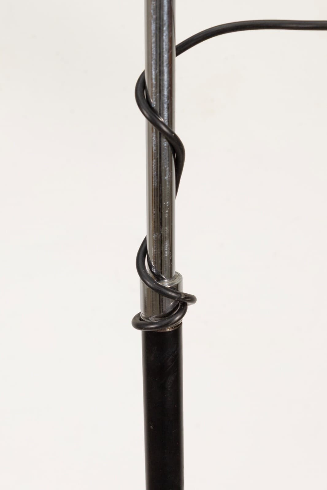 Robert Sonneman "Orbiter" Leather And Chrome Mid Century Modern Floor Lamp - Thumbnail 7