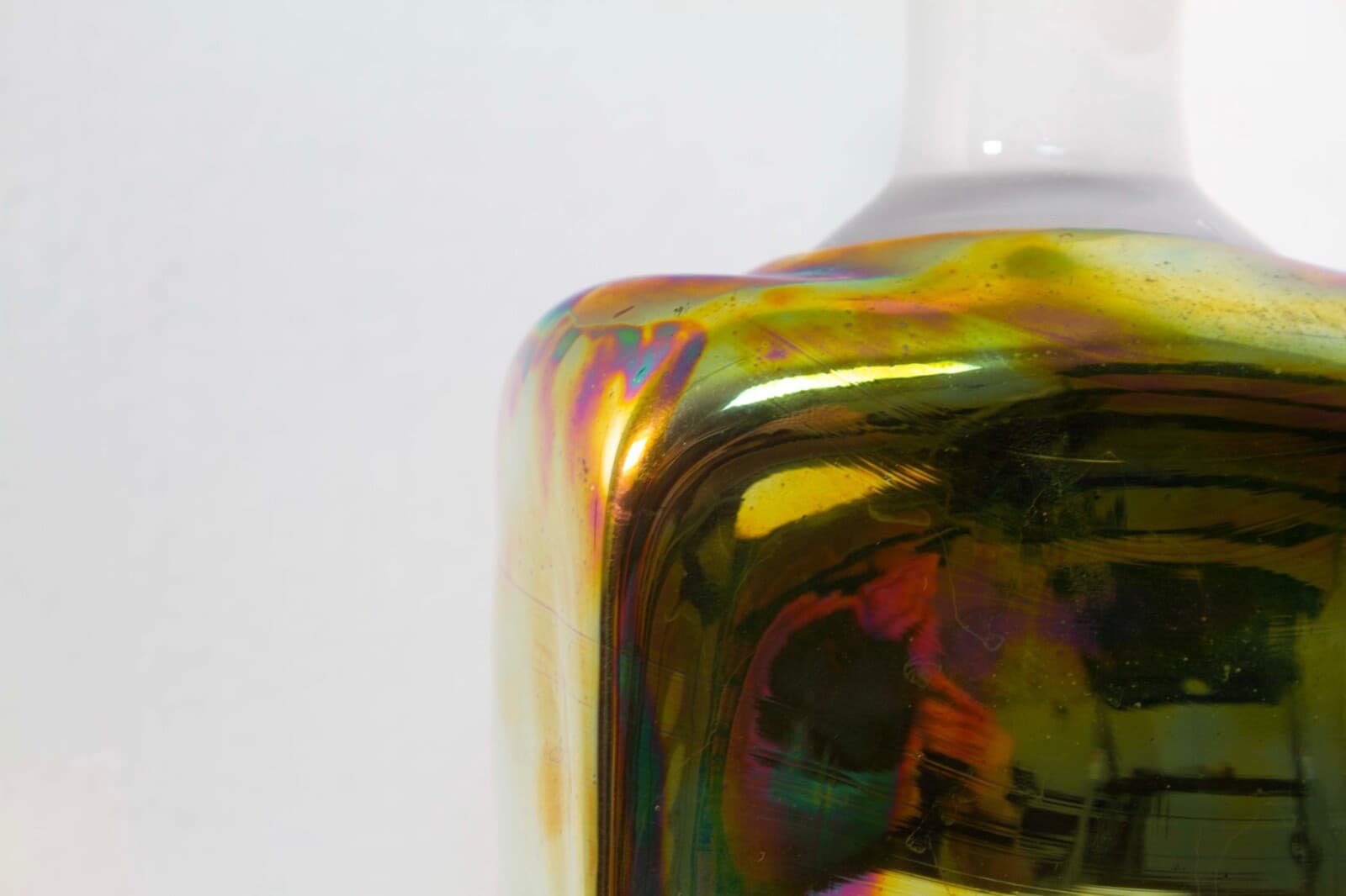 Paula Bartron Signed Postmodern Iridescent Glass Decanter with Flower Design Top - Thumbnail 9