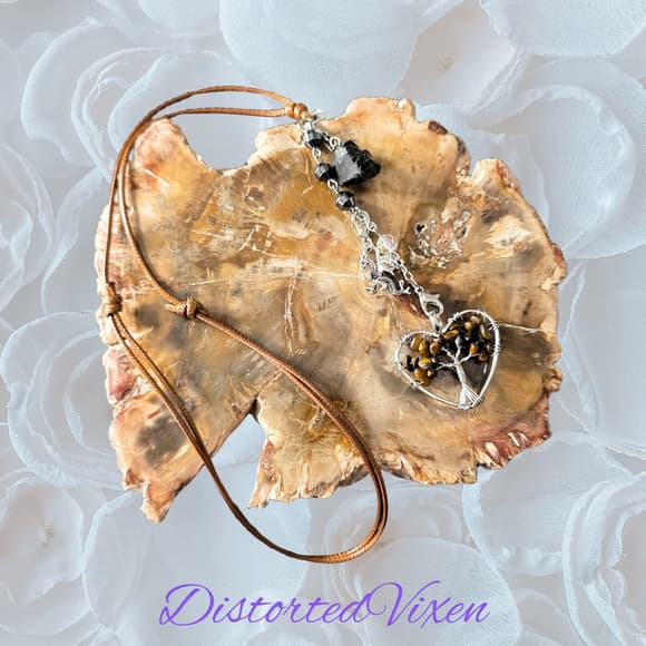Dragonheart Pyre Necklace, Tiger's Eye Crystal, Hematite Grounding Beads, Witchy - Thumbnail 10