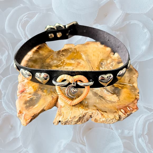 Harvest Moon Studded Leather Choker - Handmade Ombré Wrapped Heart Collar goth - Thumbnail 7