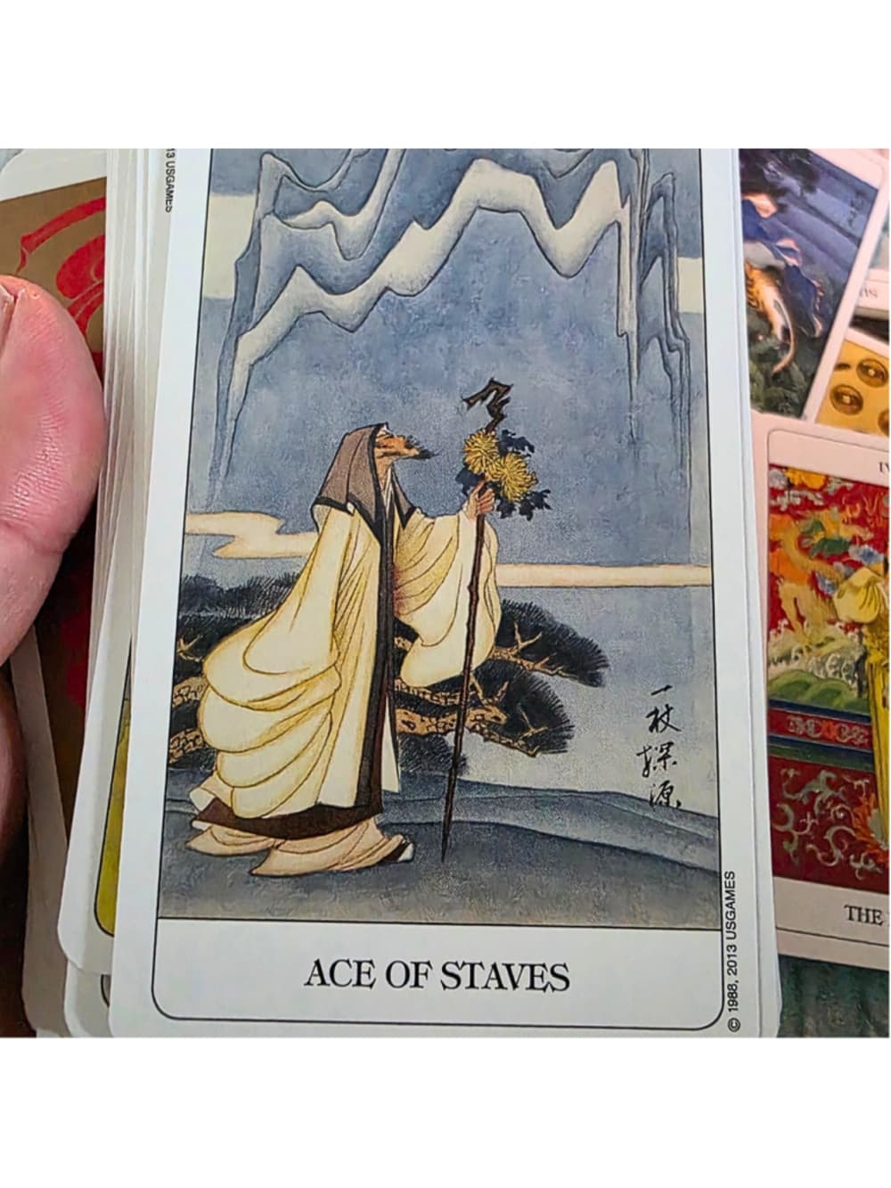 The Chinese Tarot Deck by Jui Guoliang - Complete 78-Card Deck with Booklet U - Thumbnail 2