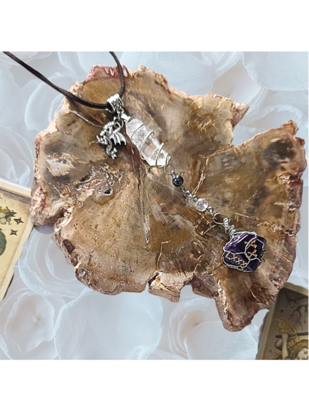 The Weaver of Fate d10 Amulet – Purple 10-Sided Die with Clear Quartz & Hematite - Thumbnail 6