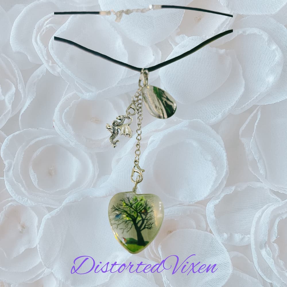 Tree of Life Dragon Necklace – Resin Heart Pendant with Teardrop Charm - Thumbnail 4