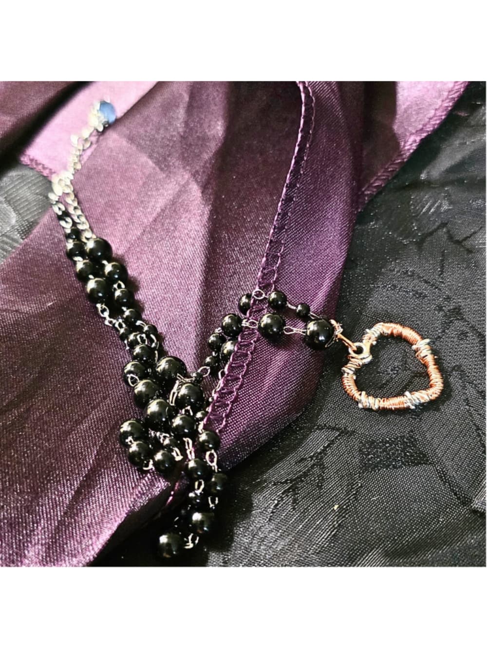 Handmade Black Onyx Beaded Copper Barbed Wire Heart Necklace Goth Alt Grunge - Thumbnail 5