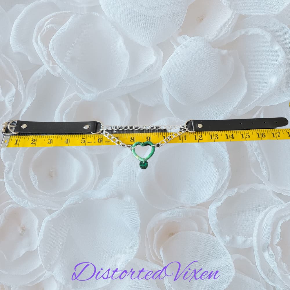 Green Heart Chain Choker Necklace – Gothic Choker with Emerald Crystal - Thumbnail 4
