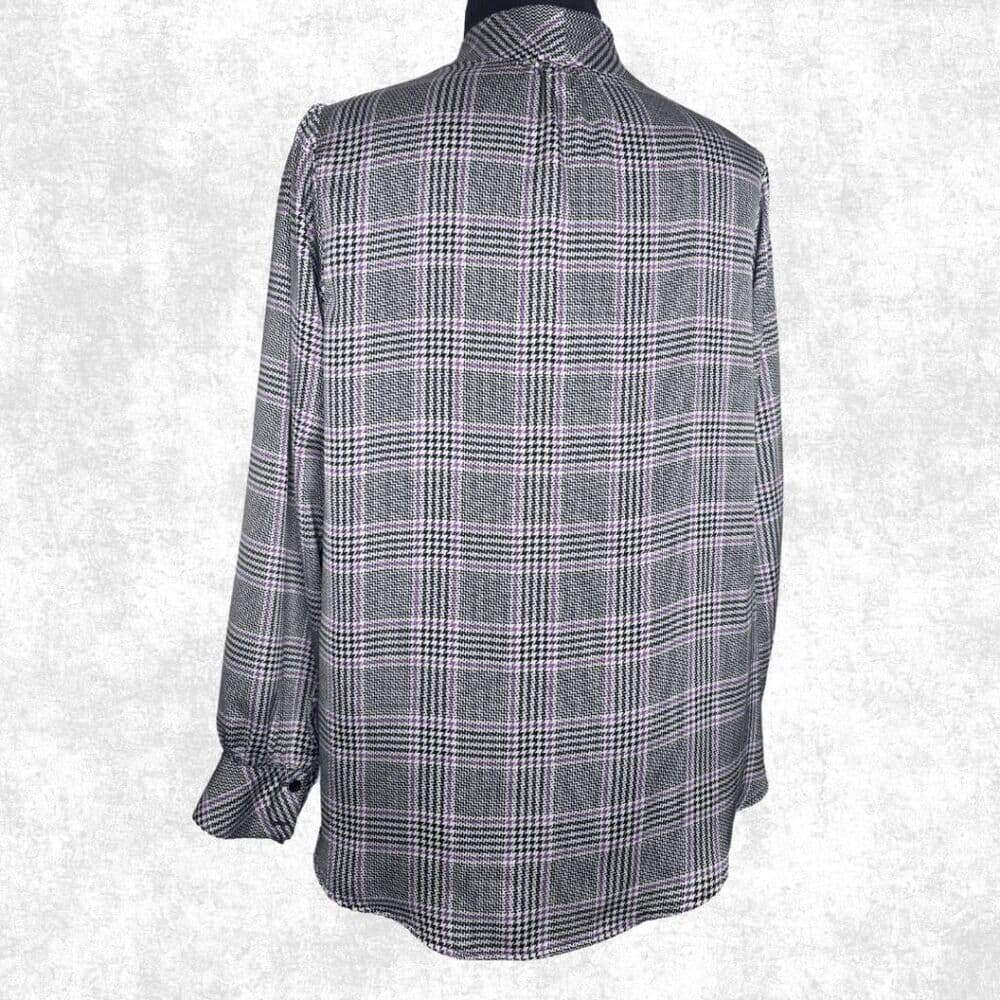 Torrid Studio Bubble Satin Bow Tie Blouse – Size 2X – Long Sleeve Black & White - Thumbnail 5