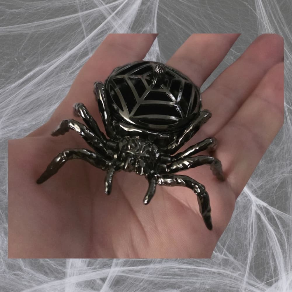 Gothic Spider Incense Burner | Witchy Home Decor | Halloween Altar Accessory - Thumbnail 2