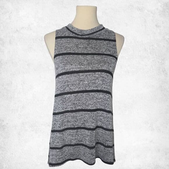 Gray Striped Knit Tank Medium Keyhole-Back Sleeveless Soft Heather Casual Layer - Thumbnail 7