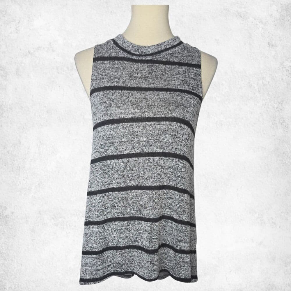 Gray Striped Knit Tank Medium Keyhole-Back Sleeveless Soft Heather Casual Layer