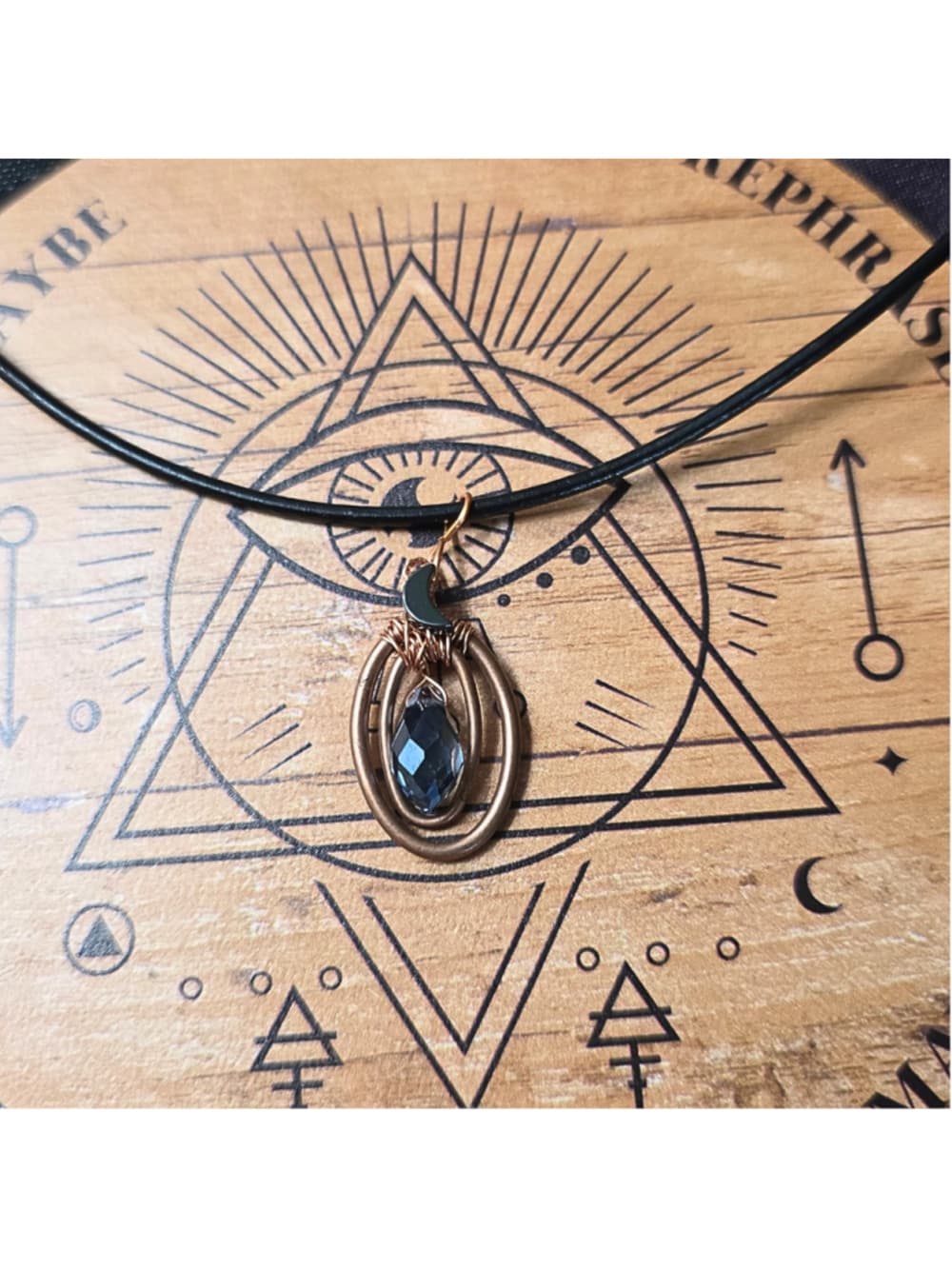 Handmade Copper Wire Wrapped Crystal Moon Pendant Black Leather Cord Necklace - Thumbnail 7