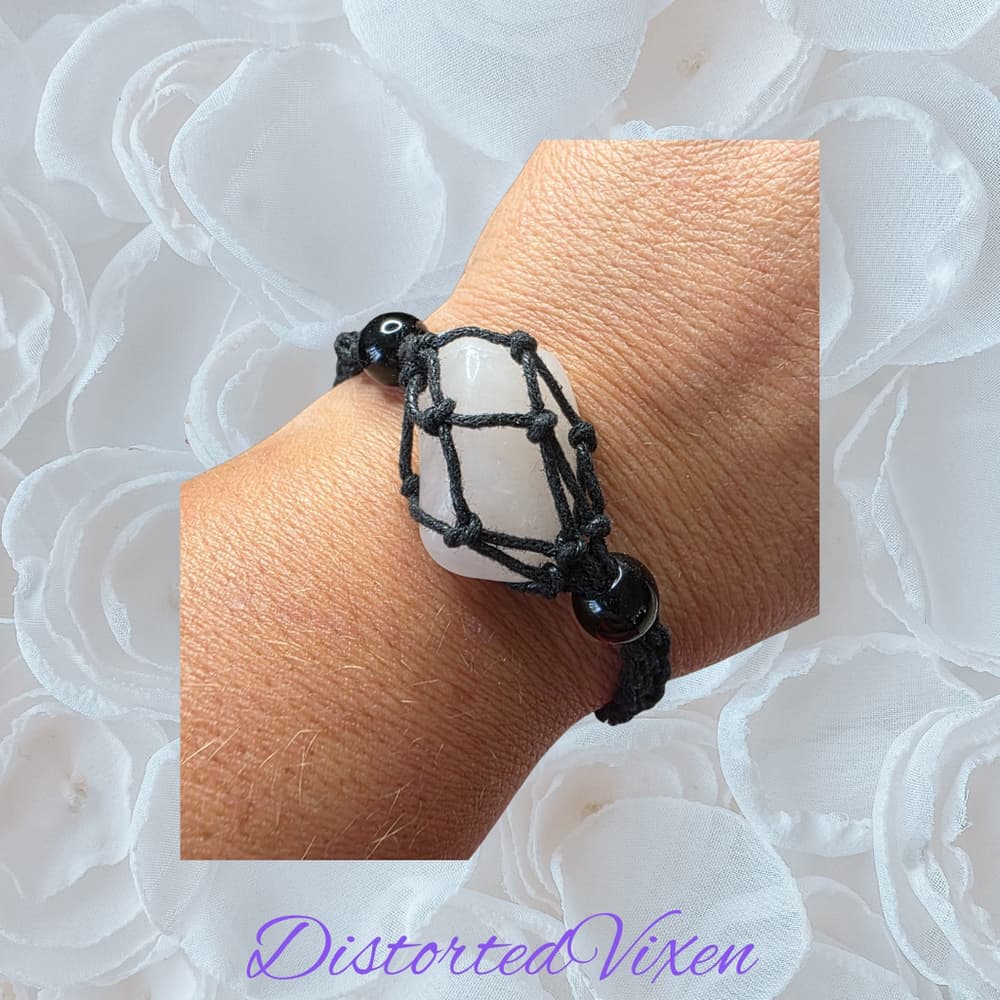 Rose Quartz Macramé Bracelet – Adjustable Crystal Jewelry, Witchy Handmade - Thumbnail 3