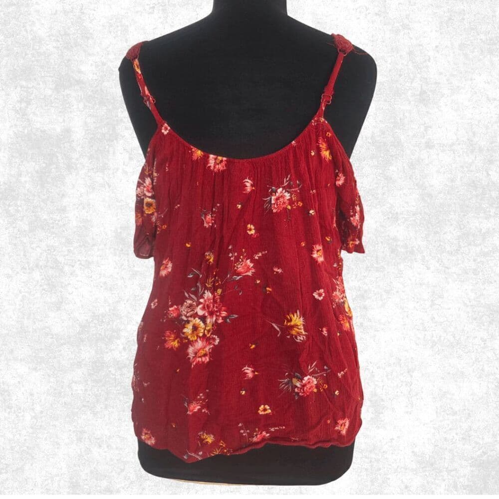 Torrid Red Floral Cold Shoulder Top – Plus Size 1 (14–16) | Boho Gauze Blouse