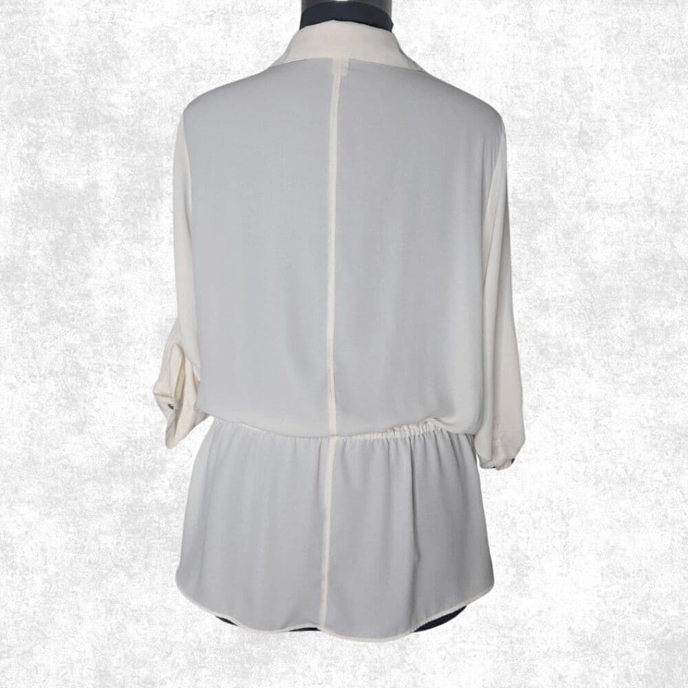 Lane Bryant Ivory Button Front Blouse – Size 18/20 - Thumbnail 5