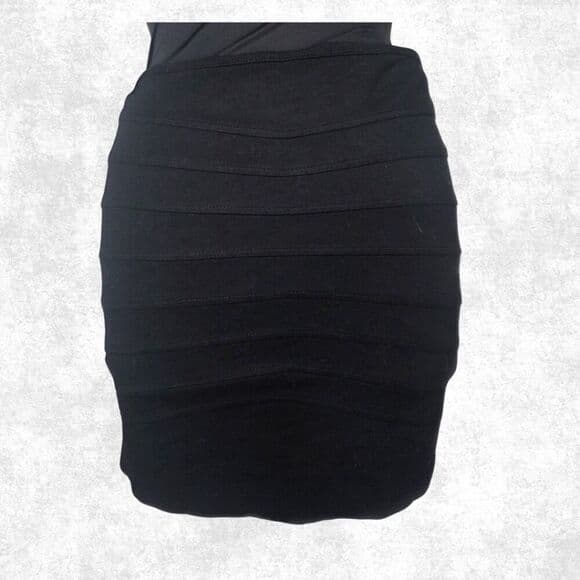 Studio Point Black Bandage Mini Skirt – Size 12 | Curve-Hugging Alt Glam - Thumbnail 7