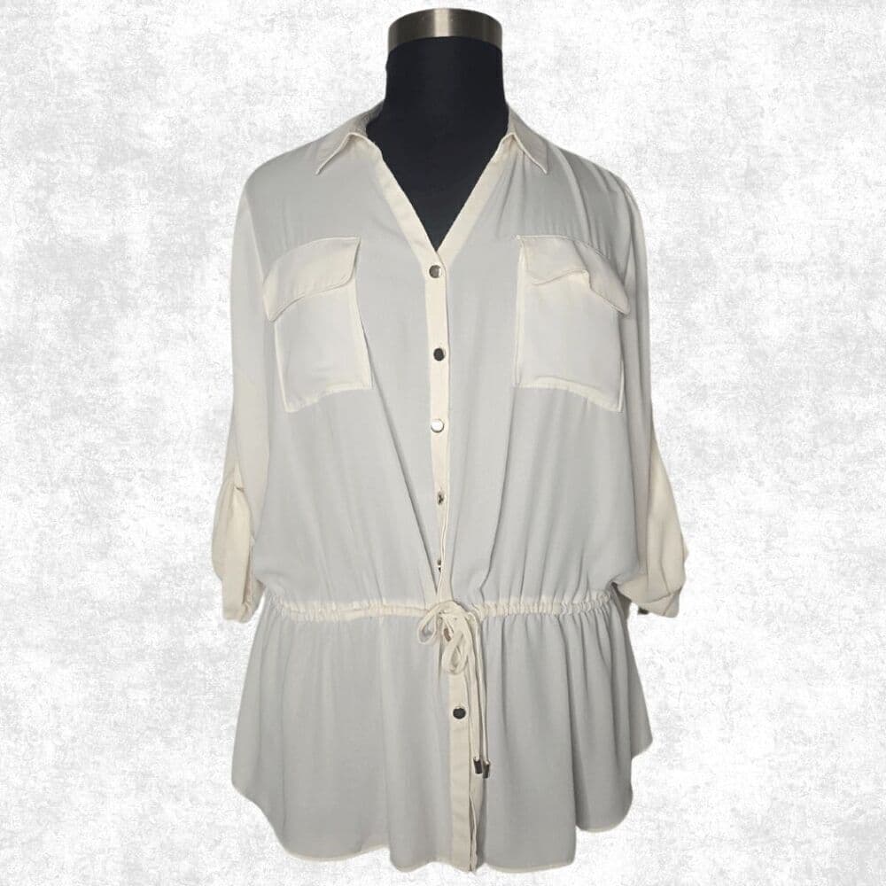 Lane Bryant Ivory Button Front Blouse – Size 18/20 - Thumbnail 3