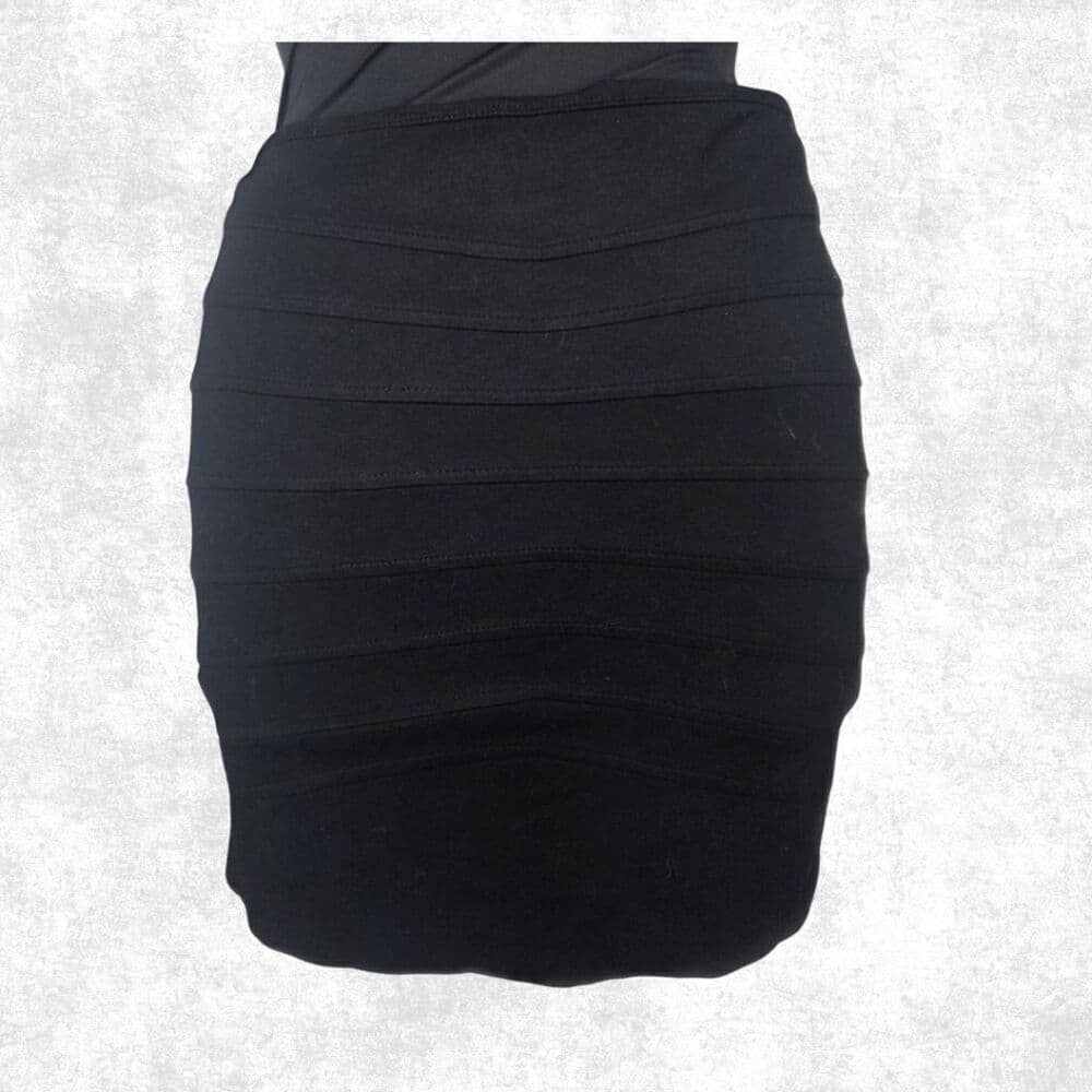 Studio Point Black Bandage Mini Skirt – Size 12 | Curve-Hugging Alt Glam - Thumbnail 6