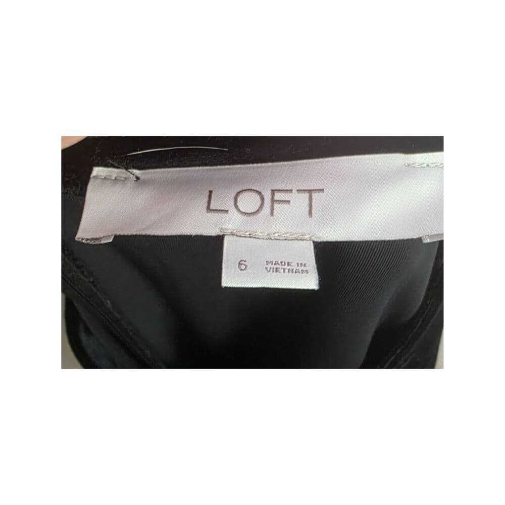 Black Velvet Long Sleeve Dress – LOFT – Size 6 – Wednesday Addams Goth Vibes - Thumbnail 5