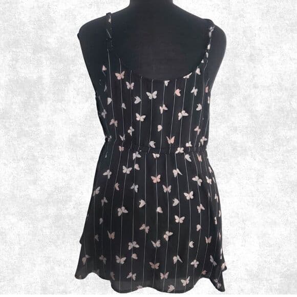 NWOT Torrid Butterfly Print Ruffle Top – Plus Size 2 (22) | Sleeveless Babydoll - Thumbnail 8
