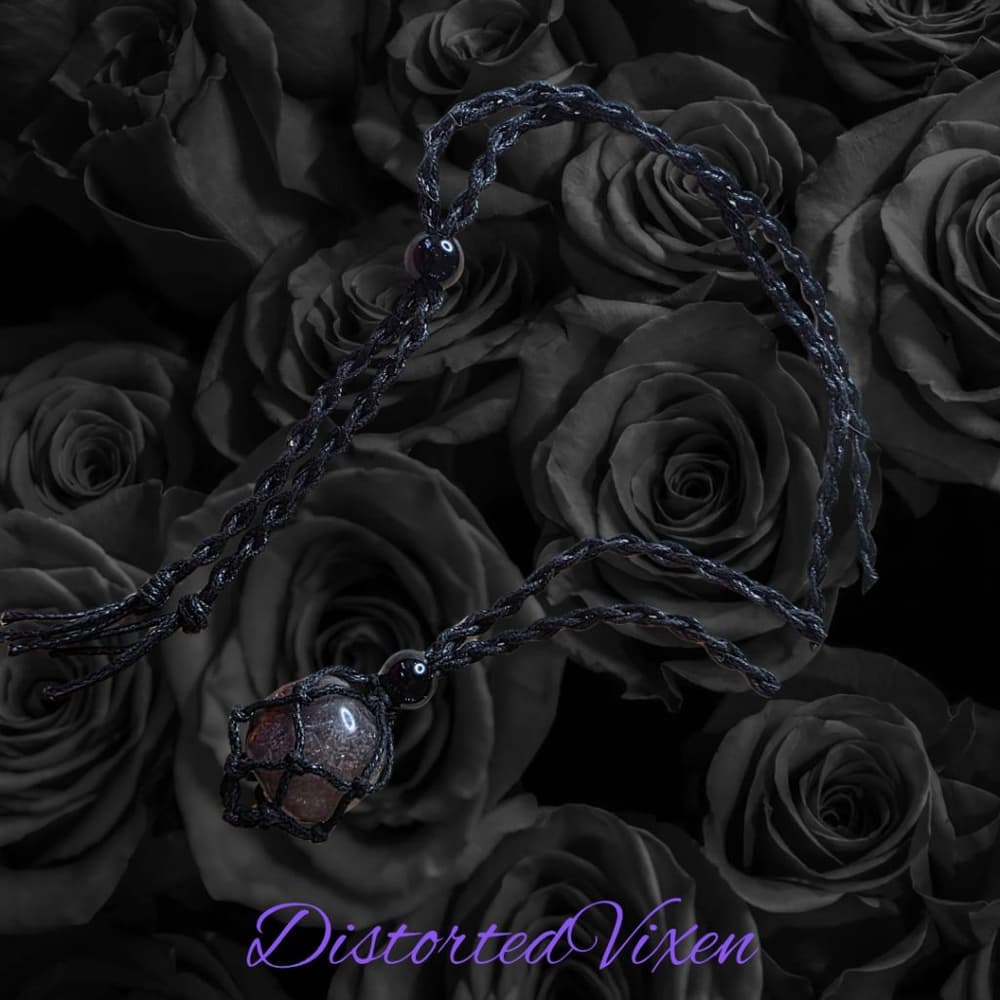 Rainbow florite macrame necklace - Thumbnail 5