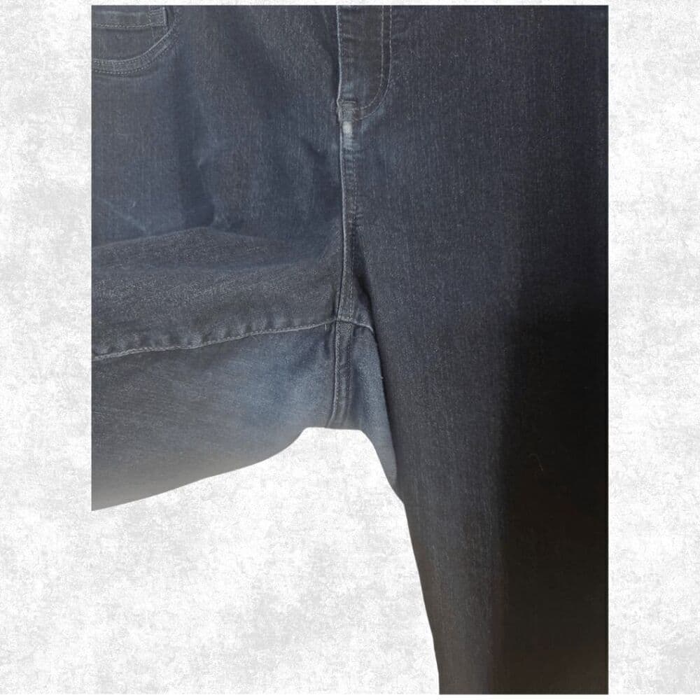 Torrid Dark Wash Skinny Jeans – Plus Size 20S | High Rise Stretch Denim | Short - Thumbnail 4