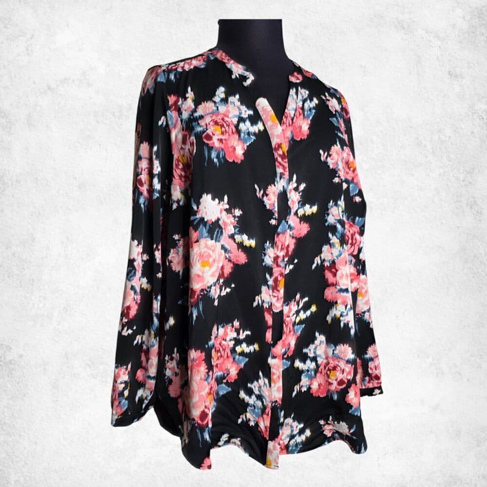 Torrid Floral Blouse 3X – Black Pink Rose Print Top Plus Size Long Sleeve