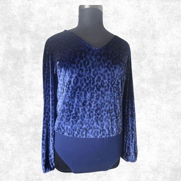 Torrid Blue Velvet Leopard Bodysuit – Size 2 (2X) Glam Grunge Vibes - Thumbnail 7
