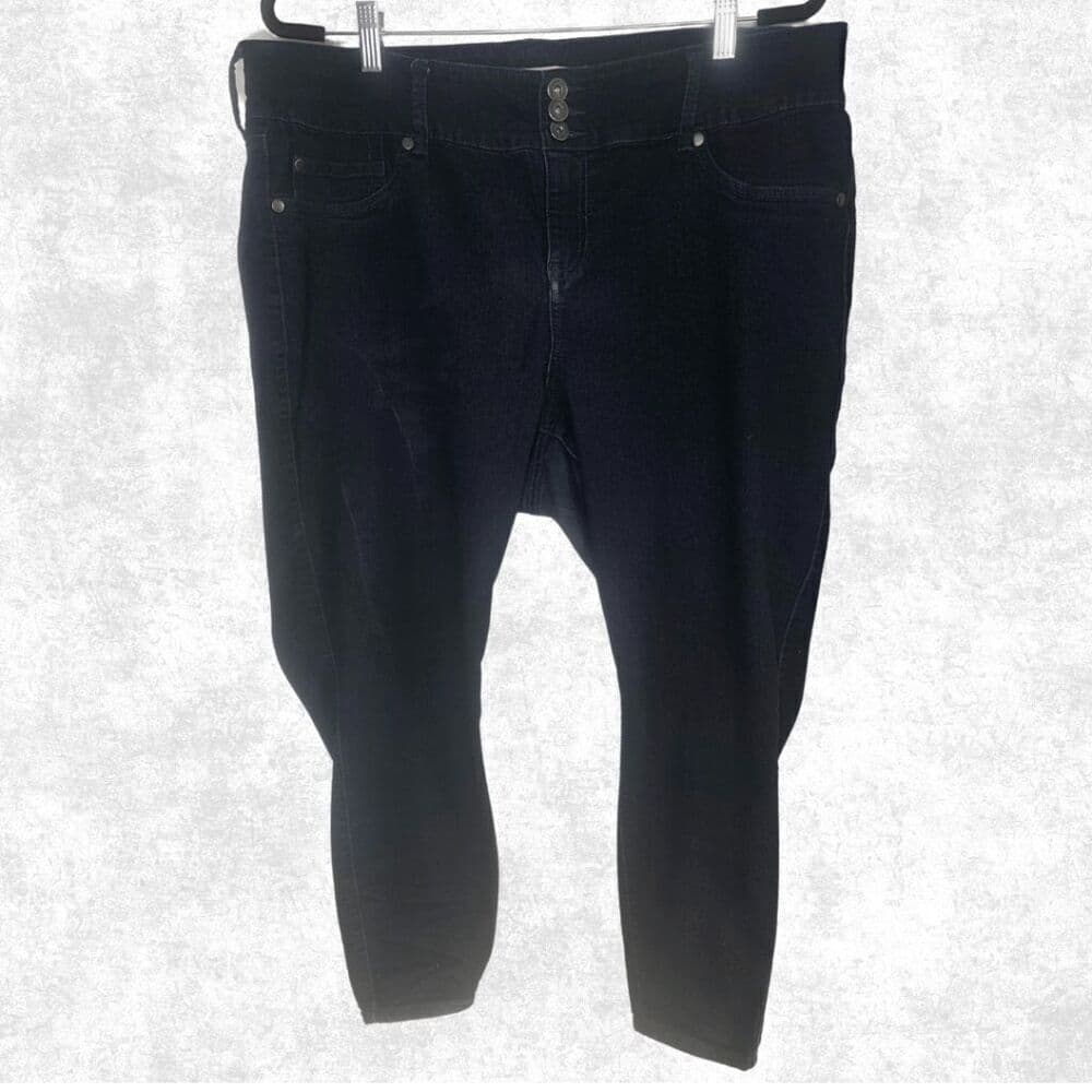 Torrid Dark Wash Skinny Jeans – Plus Size 20S | High Rise Stretch Denim | Short - Thumbnail 3