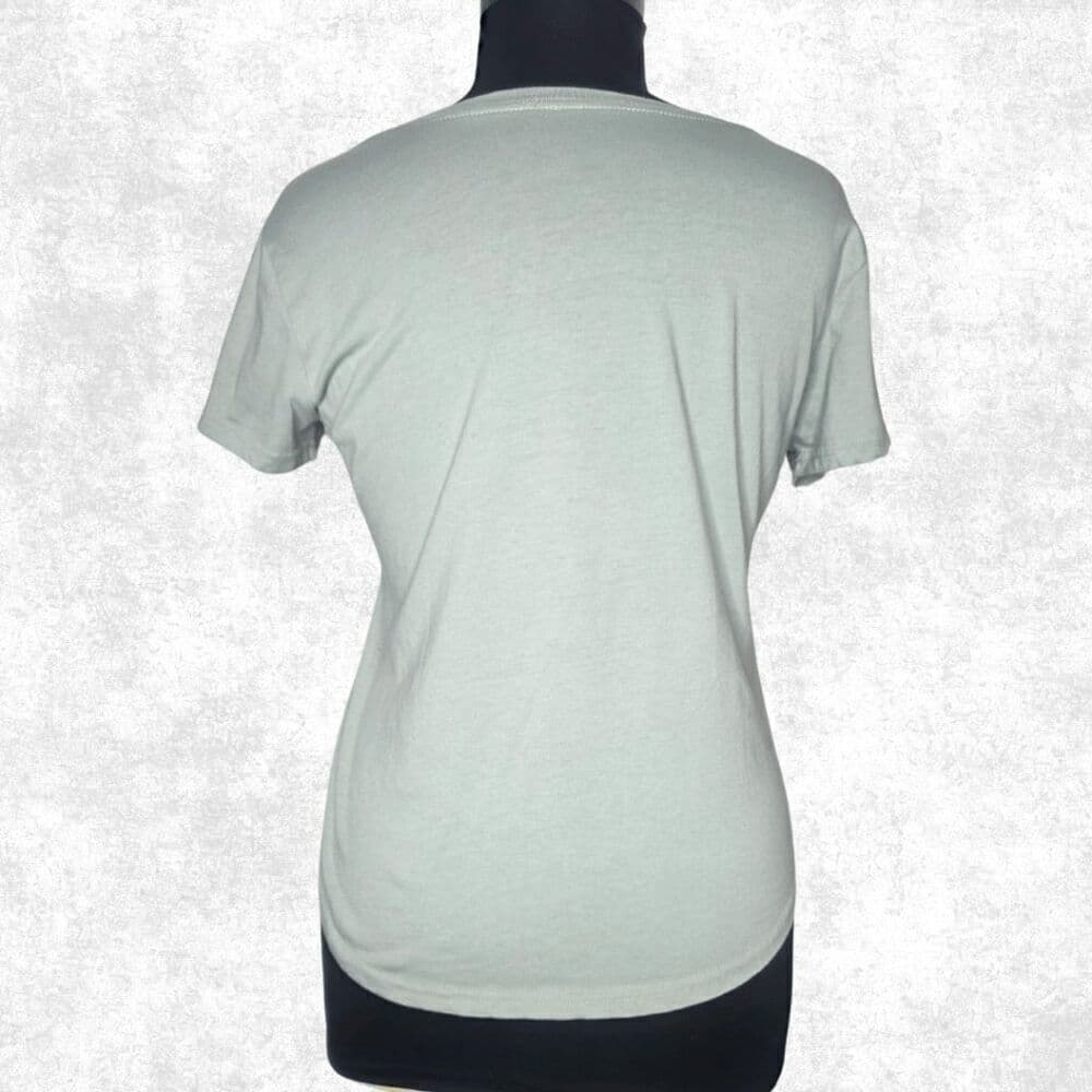 Ana & Caban Green Celestial Graphic Tee – Size 1X – Soft Alt Vibe - Thumbnail 4