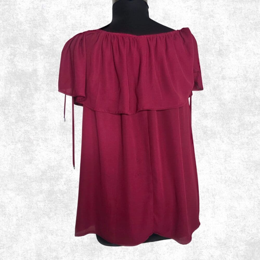 Torrid Off Shoulder Burgundy Ruffle Top Plus Size 2X Lace-Up Boho Goth Romance - Thumbnail 4